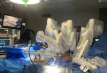 Photo of На клиника во Дуисбург македонски државјанин со коронарна срцева болест опериран со роботски систем од страна на доктор по потекло од Македонија