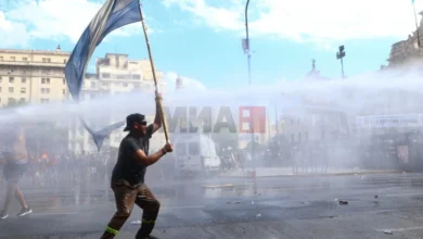Photo of Работниците во Аргентина организираа генерален штрајк против трудовите реформи на Милеј