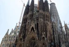 Photo of Саграда Фамилија во Барселона стана највисока црква во светот, доградена кулата во централниот дел