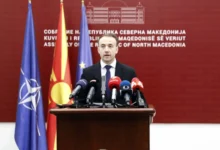 Photo of Платите на функционерите ќе се скратат од 10.000 до 13.000 денари – парите ќе одат за здравството и образованието