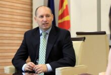 Photo of Миноски: Зголемување на минималната плата на 600 евра ќе опфати 230.000 работници и ќе донесе 300 милиони евра во буџетот