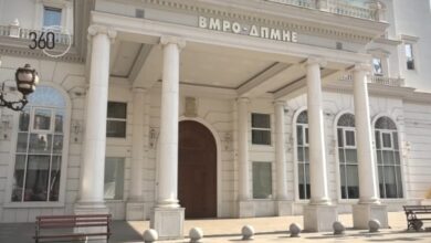 Photo of ВМРО-ДПМНЕ со одговор до Трендафилов: Се претставува како жртва на политички прогон, а зема плата од скоро 1 000 евра