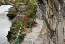 Photo of Опасност од уривање карпи во Матка, движењето по патеката е забрането