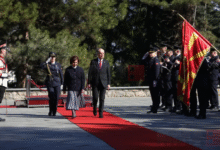 Photo of (ФОТО) Сиљановска-Давкова со највисоки почести го пречека претседателот на Албанија, Бајрам Бегај