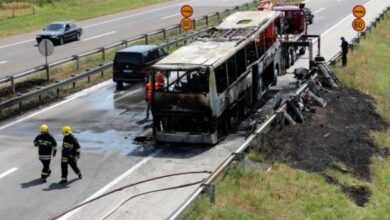 Photo of Автобус изгоре на автопат кај Солун