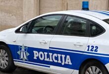 Photo of Полициска акција во  Подгорица кај зградата на братот на поранешниот премиер Ѓукановиќ