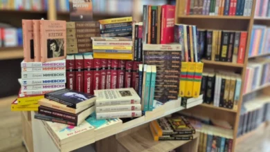 Photo of Меѓународен ден на мајчиниот јазик: „Матица“ и „Алкалоид“ со донација за првиот македонистички центар на универзитет надвор од Македонија