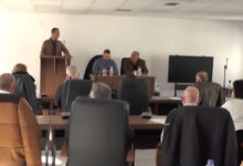 Photo of Советничка група „Доста беше”: Судир на интереси во кочанскиот совет – претседателот на совет на општина Кочани во исто време е и директор на ОУ