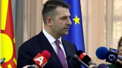 Photo of Томовски вели „треба да се набави нов авион“, од СДСМ порачаа: Работниците немаат за леб, Владата ќе купува авион за Мицкоски!