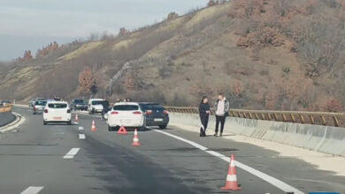 Photo of (ВИДЕО) Пет возила се судрија на автопатот „Штип-Миладиновци“, делови расфрлани по коловозот