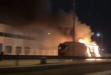 Photo of На автопат кон Скопје: Горат камион и автомобил кај Хиподром – сообраќајот е во прекин!