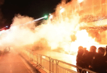 Photo of Ескалираа протестите во Тирана: Молотови коктели кон Владата, водни топови против толпата