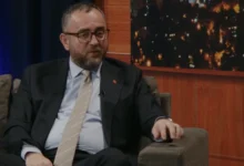 Photo of Ако имате забрана за управување со моторо возило ќе ви стасува порака од кога таа почнува да тече, нема да се издава нова дозвола со впишана забрана, вели Тошковски