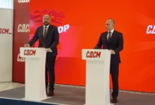 Photo of Дончиќ: Она што ви го прават Грците и Бугарите на европскиот пат е европска срамота