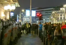 Photo of Протести во центарот на Белград по влегувањето на полицијата во Ректоратот на Универзитетот