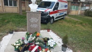 Photo of Илчо Гоцевски, возачот на Брзата помош од Кочани доби спомен обележје