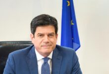 Photo of Евроамбасадорот Рокас поминал пеш во центарот на Скопје