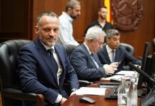 Photo of Арбен Фетаи останува без ниту еден пратеник – Мимоза Муса и Илир Демири ќе бидат гласот на АА во ВЛЕН