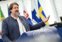 Photo of Вајц: С. Македонија не може да ги предоговори уставните измени