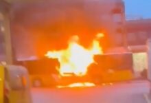 Photo of (Видео) Трагедија во Швајцарија: Неколку лица загинаа во пожар во автобус, лице се полило со бензин и се запалило внатре