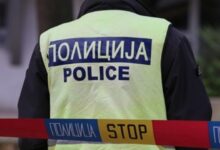 Photo of Малолетник нападнал полицаец во Шутка, татко му бил агресивен кон службените лица