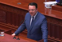 Photo of Николоски: Блокираните ДУП-ови се причина за 2.500 евра квадрат во Скопје и 4.000 евра во Охрид