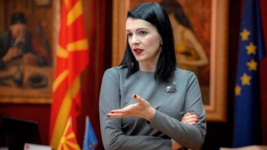 Photo of Костадиновска-Стојчевска до Љутков: Ќе земат ли мартовска плата вработените во култура?