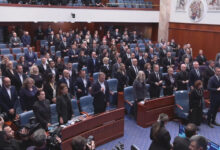 Photo of Гаши на комеморативната седница за Кочани: Песната на ДНК „Ако утре ме нема“, која до таа ноќ беше само рефрен, денес добива поинакво значење