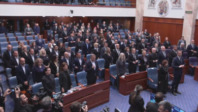 Photo of Гаши на комеморативната седница за Кочани: Песната на ДНК „Ако утре ме нема“, која до таа ноќ беше само рефрен, денес добива поинакво значење