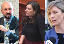 Photo of „Кога се оттурнуваат професионалци, а се туркаат погодни решенија, довербата кај граѓаните ќе продолжи да паѓа“. Зајкова за оттурнувањето на Ристова за државен обвинител