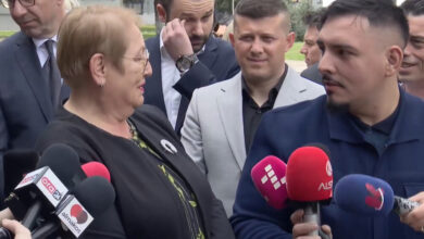 Photo of (ВИДЕО) Во друштво на Мицковски и Дурмиши Јанева пак новинар од Тетово ја праша си носи ли преведувач