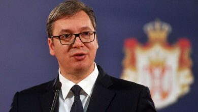 Photo of Вучиќ лут на граѓаните: „Отидоа да се сончаат во Дубаи и не ме слушаа што зборував“