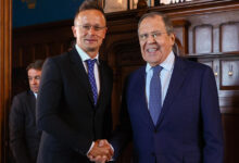 Photo of Протече транскрипт — Сијарто наводно му вртел на Лавров на паузите од состаноците во Брисел