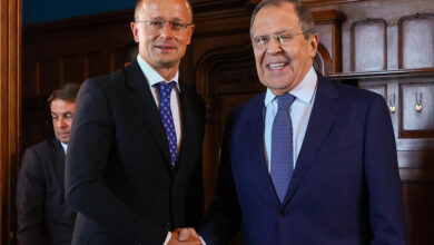 Photo of Протече транскрипт — Сијарто наводно му вртел на Лавров на паузите од состаноците во Брисел