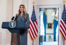 Photo of Меланија Трамп негира врски со Епстин, обвинувањата ги нарече клевети
