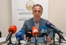 Photo of Алиу: Обезбедуваме 100 нови амбулантни возила за јавните здравствени установи низ државата – објавена е јавната набавка