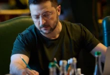 Photo of Зеленски потпиша закони за продолжување на воената состојба и општата мобилизација во Украина