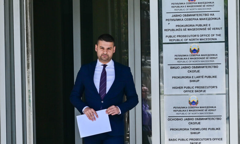 Photo of (ВИДЕО) Димитријевиќ:  СДСМ поднесе кривична пријава против Мицкоски за рушење на Уставот и кршење на законите