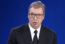Photo of (Видео) Пендреци наместо дијалог, Вучиќ, ова ли е твојата демократија: Европските демократи со жесток напад врз власта