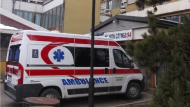 Photo of Кран со 350 тони метална конструкција падна во Белград, има загинати