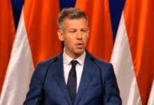 Photo of Петер Маѓар: Сијарто уништува документи за санкциите кон Русите