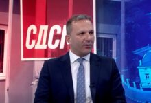 Photo of Спасовски: Законот за двојно државјанство да важи веднаш и за министрите, власта се губи во евтин популизам