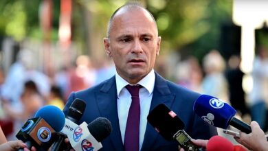 Photo of Филипче: Според Мицкоски, излегува дека и Вајц и медиумите лажат