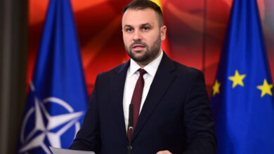 Photo of Дурмиши бара извинување од Тирана за навредите кон Албанците во Македонија