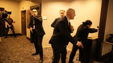 Photo of Видео: Пукање на вечерата на Трамп со дописниците од Белата куќа – полицаец е застрелан, а вооружениот напаѓач уапсен