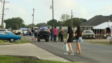 Photo of Најмалку 15 повредени откако автомобил се заби во толпа во американската држава Луизијана
