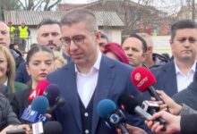 Photo of Акцизите за дизелот ќе се намалат за 4 денари, на бензините за 2, Мицкоски најави вонредна седница