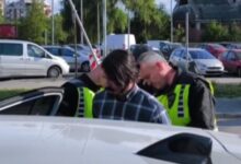 Photo of (Видео) Левица: Приведен член на Црвена младина пред натпреварот Македонија–Израел поради знаме на Палестина