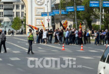 Photo of Протест пред Собрание против оданочување на пари во странство, низ другите улици сообраќаен метеж објави