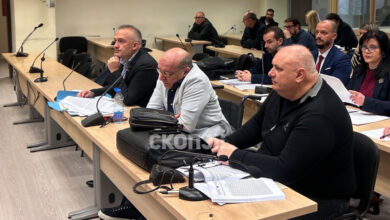 Photo of Бизнисменот Крмзов во количка на суд: Рочиштето се одржува, дел од обвинението е тежок милионски криминал